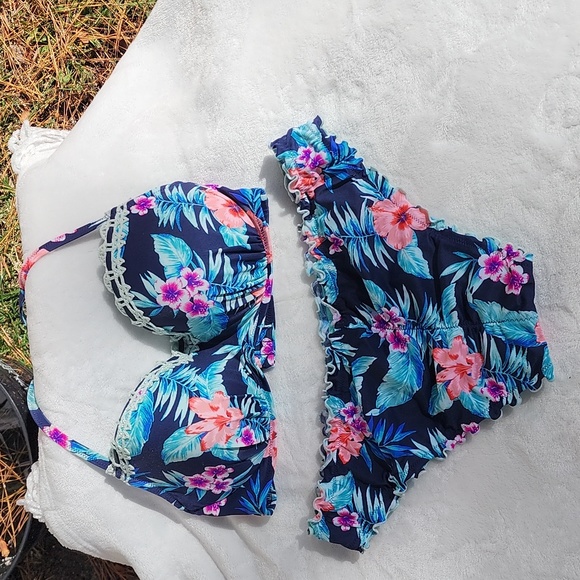 Swim - Picture 2 of 2